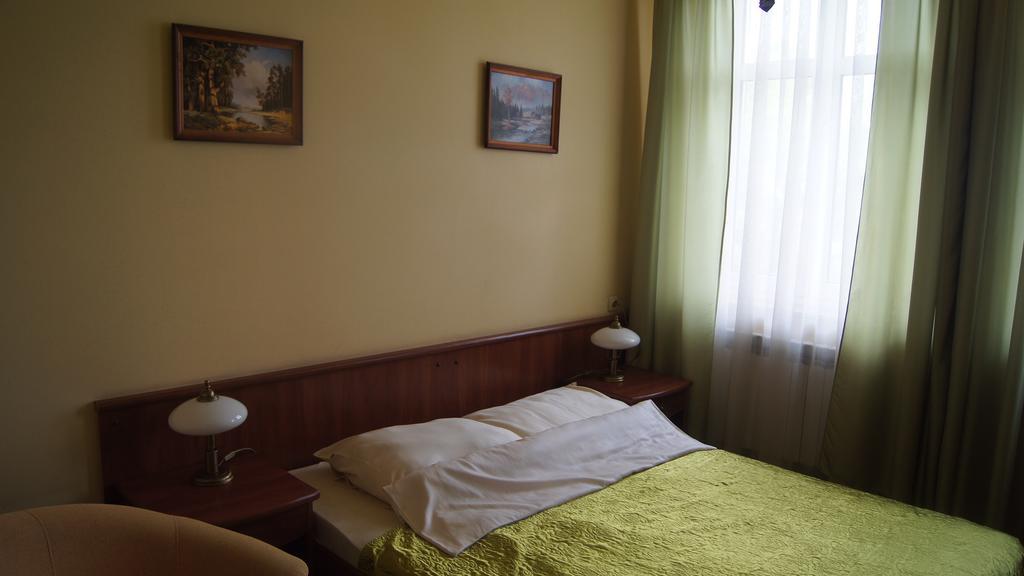 Bed and Breakfast Alabastro Tomaszów Mazowiecki Habitación foto